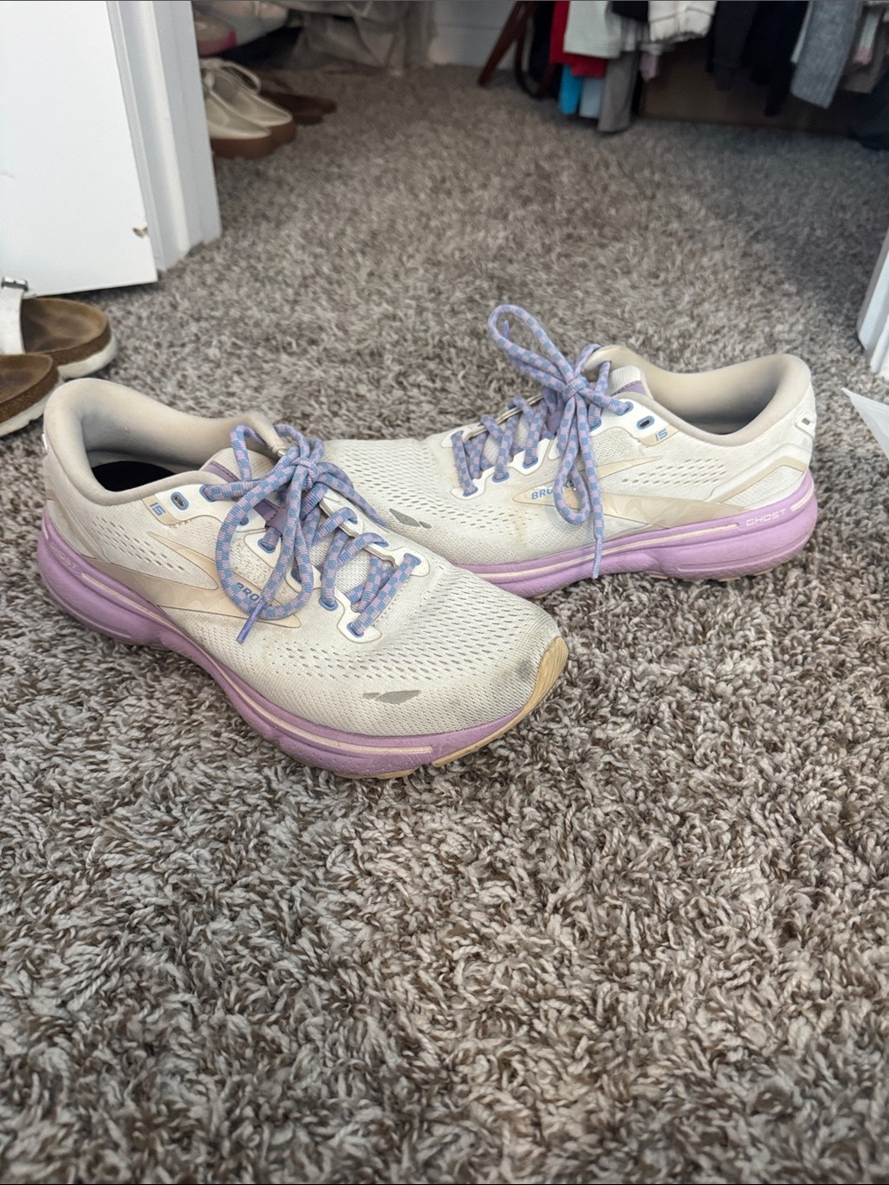 Brooks Women's Ghost 15 Lavender/Cream size 9